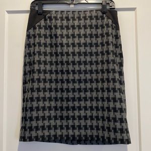 The Limited pencil skirt, Sz 4